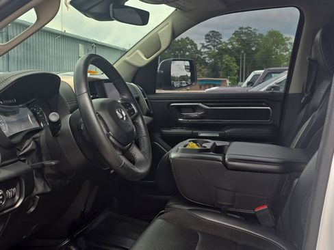 Used 2022 RAM 1500 Laramie AWD/4WD image 15