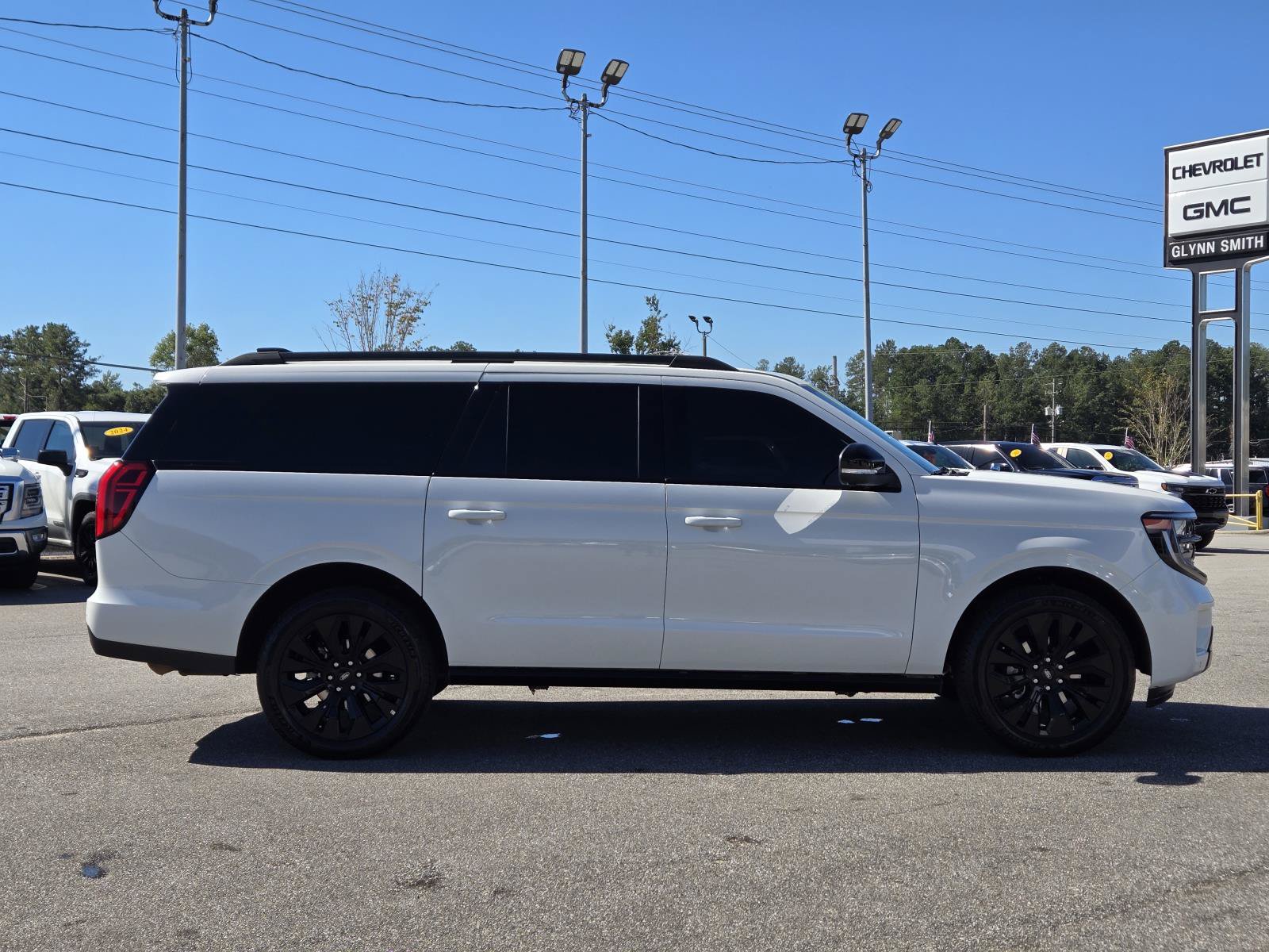Used 2025 Ford Expedition Max Platinum w/ Stealth Appearance Package AWD/4WD image 6