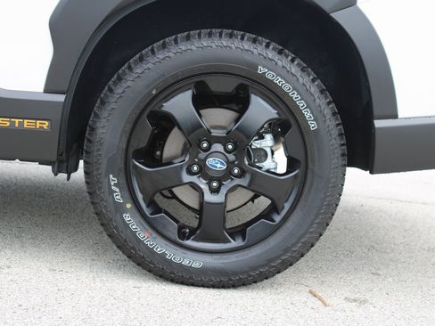 Certified 2025 Subaru Forester Wilderness w/ Convenience Package image 33