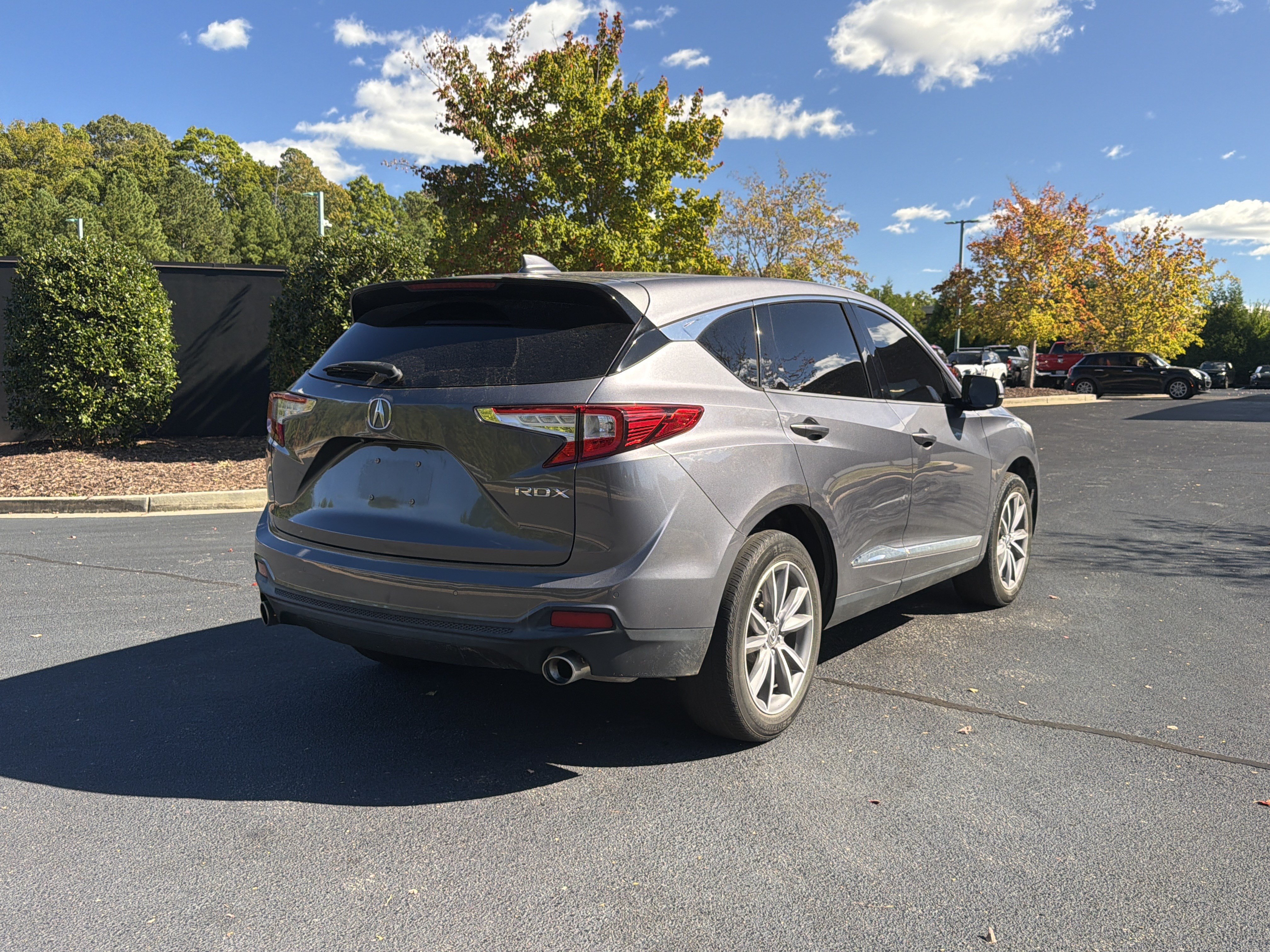 Used 2020 Acura RDX w/ Technology Package FWD image 3
