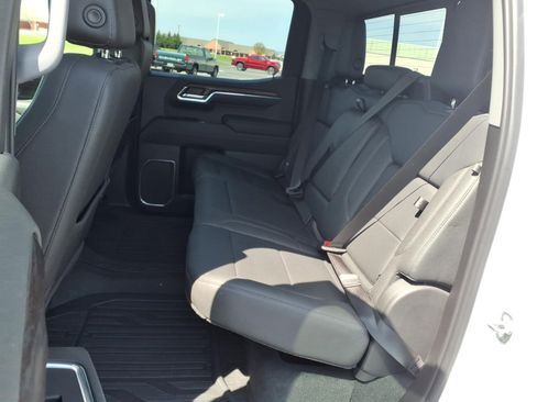Certified 2023 GMC Sierra 1500 SLT image 14
