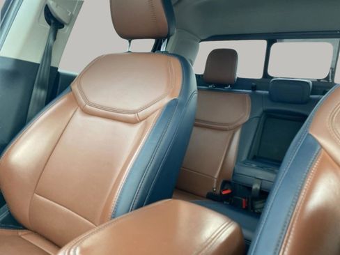 Used 2023 Ford Maverick Lariat w/ Lariat Luxury Package image 25