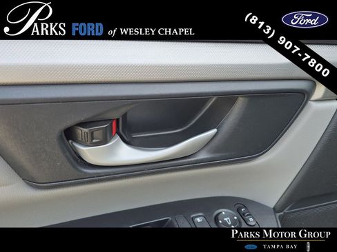 Used 2017 Honda CR-V LX image 16