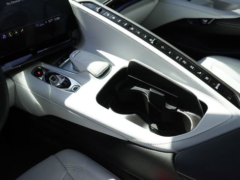 Used 2023 Chevrolet Corvette Stingray Premium Conv w/ Z51 Performance Package image 16