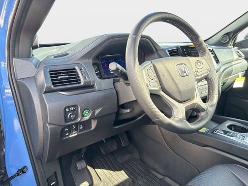 Used 2024 Honda Passport TrailSport image 19