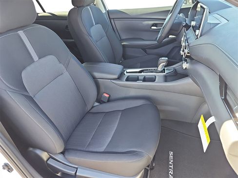 New 2025 Nissan Sentra SV w/ All-Weather Package image 9