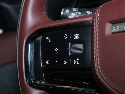 Used 2024 Land Rover Range Rover Sport Dynamic SE image 23