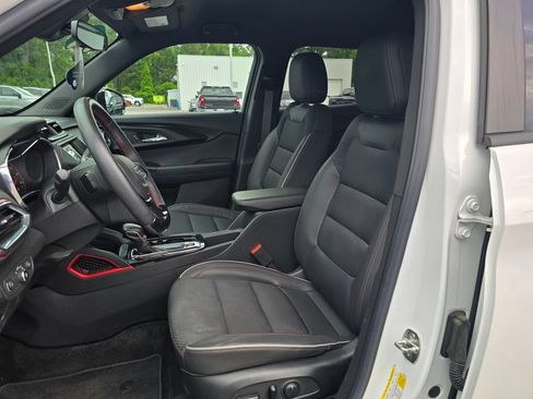 Certified 2023 Chevrolet TrailBlazer RS FWD image 9
