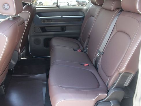 New 2025 Volkswagen ID. Buzz Pro S image 13