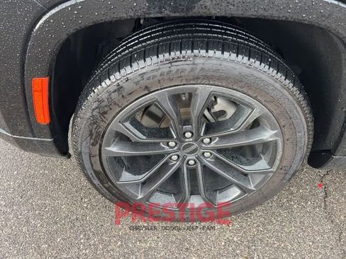 Used 2024 Jeep Grand Wagoneer L Series II w/ Quick Order Packagew 28T image 14