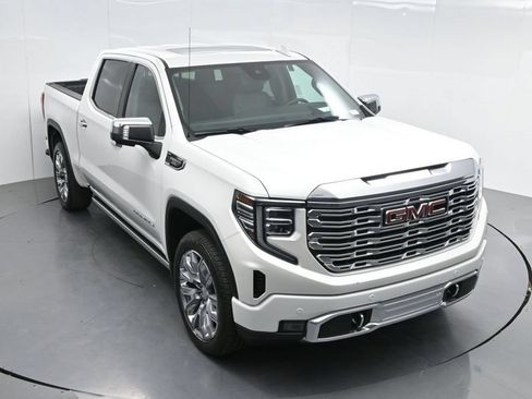 Used 2023 GMC Sierra 1500 Denali w/ Denali Reserve Package AWD/4WD image 59