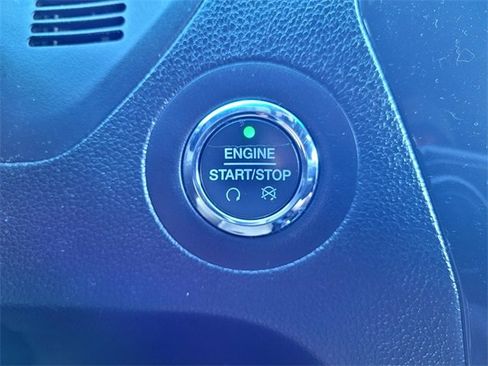 Used 2018 Ford Explorer XLT w/ Equipment Group 202A image 17