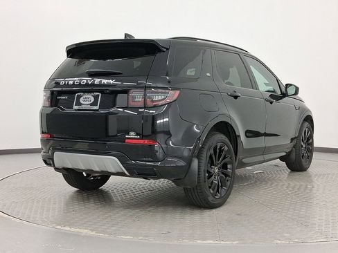 New 2025 Land Rover Discovery Sport S image 9