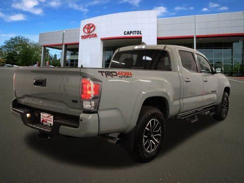 Used 2022 Toyota Tacoma TRD Sport w/ TRD Premium Sport Package AWD/4WD image 2