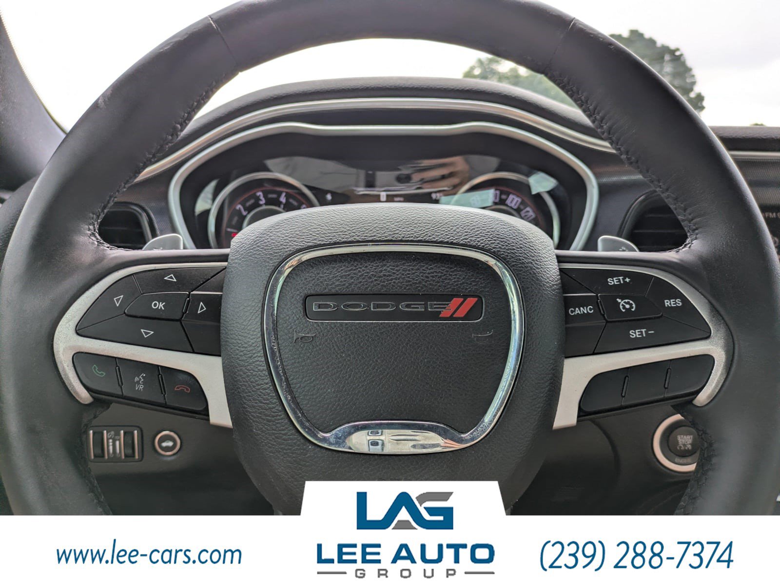 Used 2015 Dodge Challenger SXT Plus w/ Driver Convenience Group RWD image 20