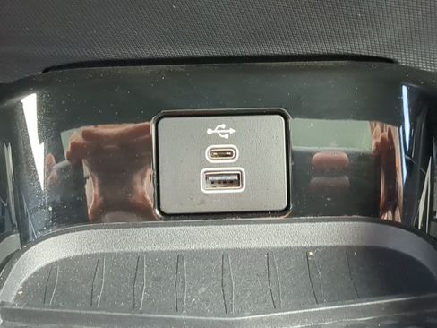 Certified 2025 Ford Mustang Mach-E GT AWD/4WD image 21
