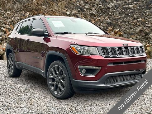 Used 2021 Jeep Compass Latitude AWD/4WD image 10