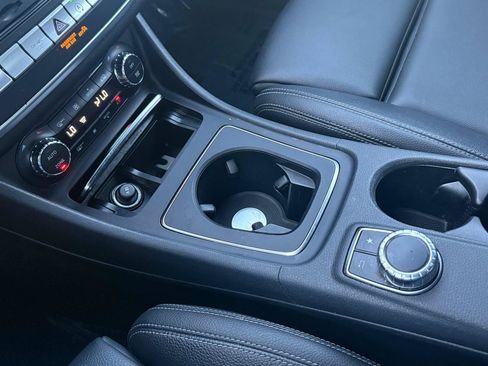 Used 2019 Mercedes-Benz CLA 250 image 52