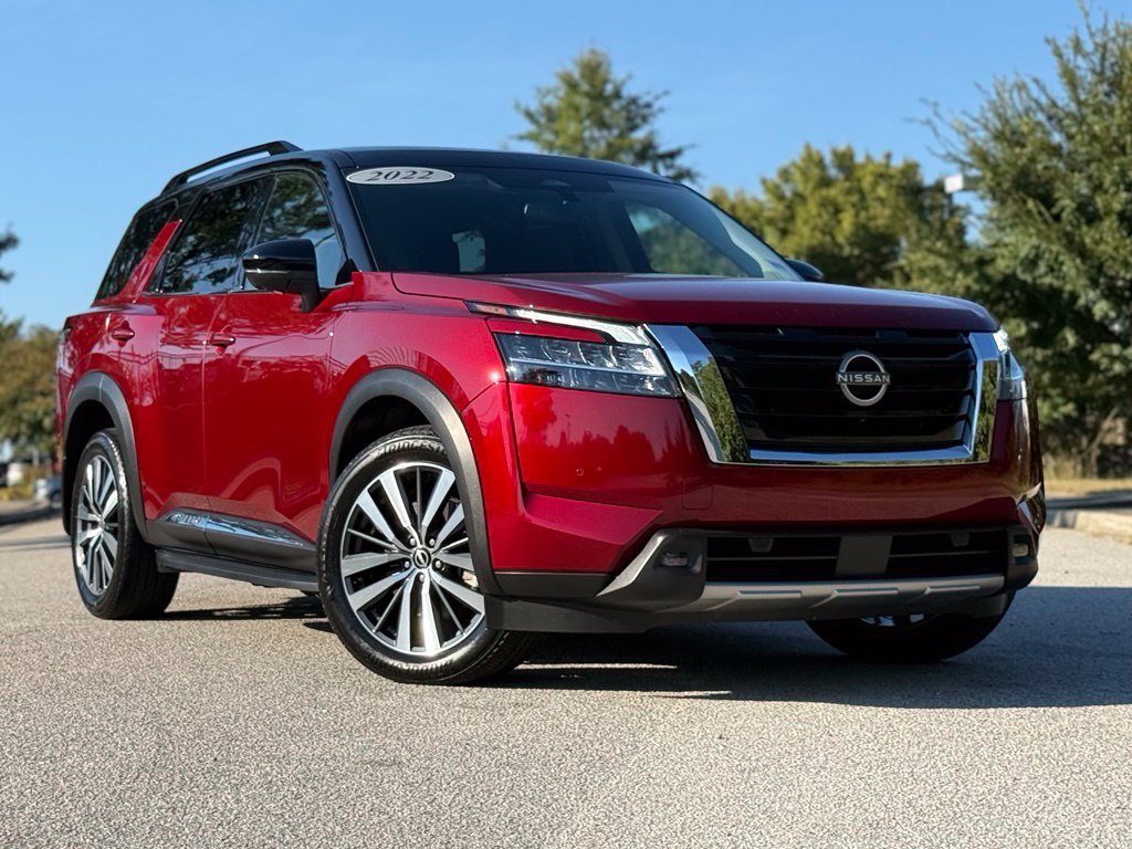 Used 2022 Nissan Pathfinder Platinum w/ Lighting Package (N93) AWD/4WD image 2