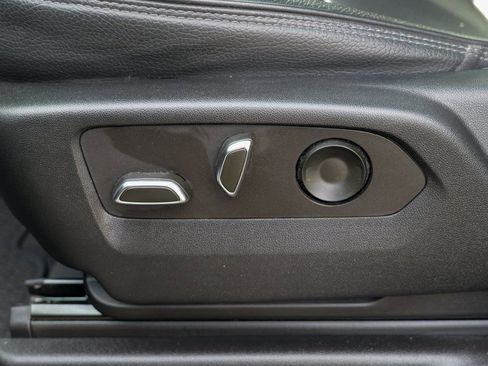 Used 2022 GMC Yukon XL Denali image 23