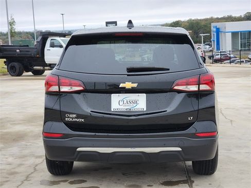 Used 2023 Chevrolet Equinox LT image 7