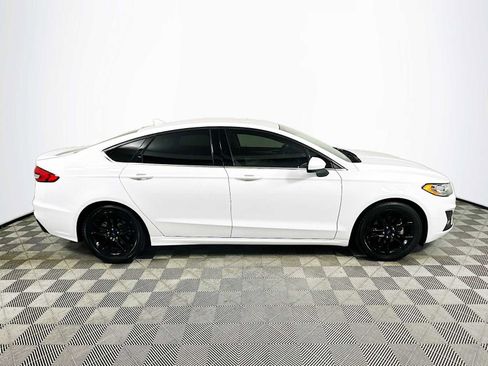 Used 2020 Ford Fusion SE w/ Equipment Group 151A image 8