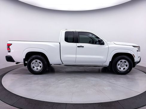 Used 2022 Nissan Frontier S w/ Technology Package RWD image 35