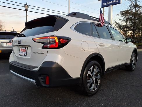 Certified 2022 Subaru Outback Limited w/ Popular Package #2 image 4