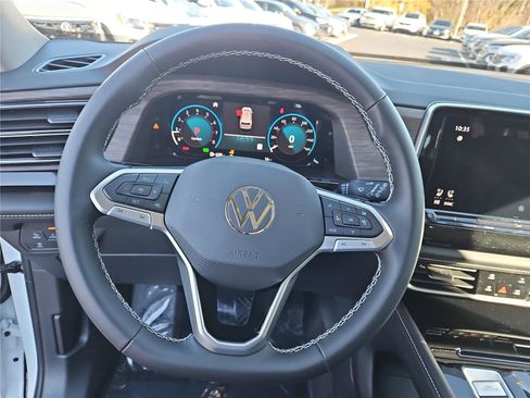 New 2026 Volkswagen Atlas SEL image 15