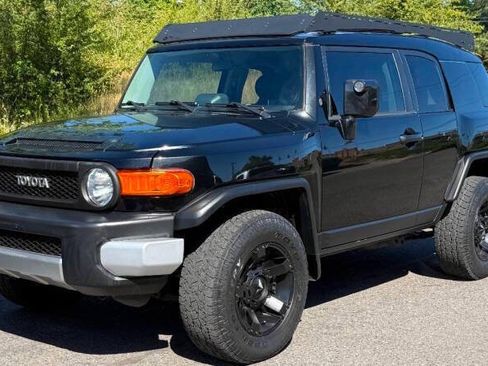 Used 2007 Toyota FJ Cruiser 4WD image 7