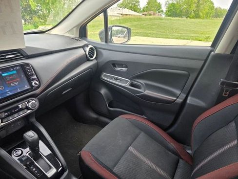 Used 2024 Nissan Versa SR FWD image 22