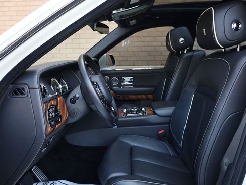 Used 2019 Rolls-Royce Cullinan AWD/4WD image 19