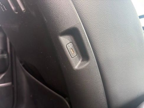 Used 2025 Hyundai Santa Fe Limited FWD image 34
