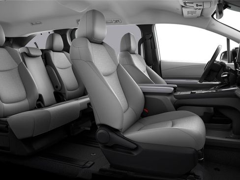 New 2026 Toyota Sienna LE FWD image 28