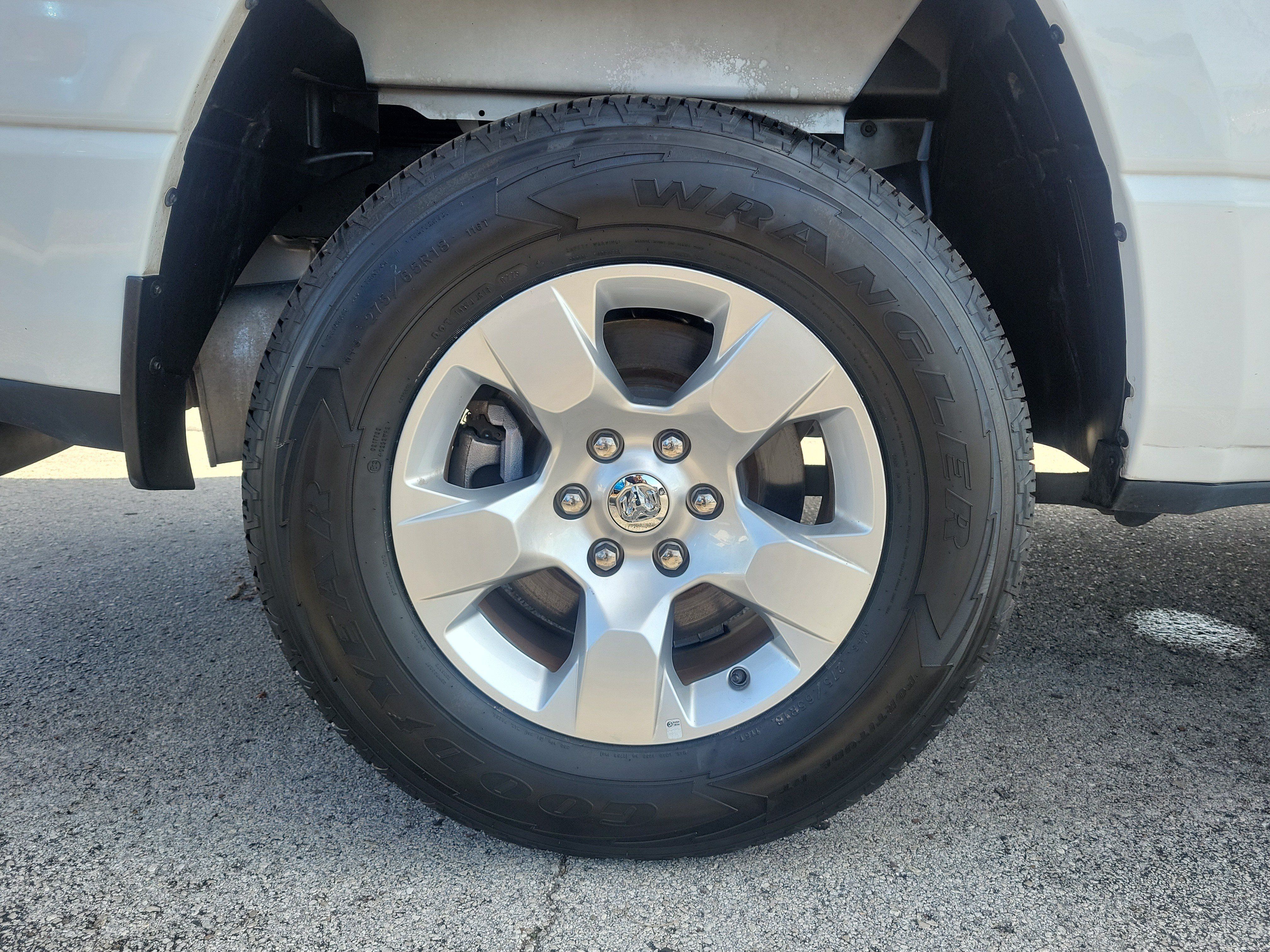 Used 2024 RAM 1500 Big Horn AWD/4WD image 9