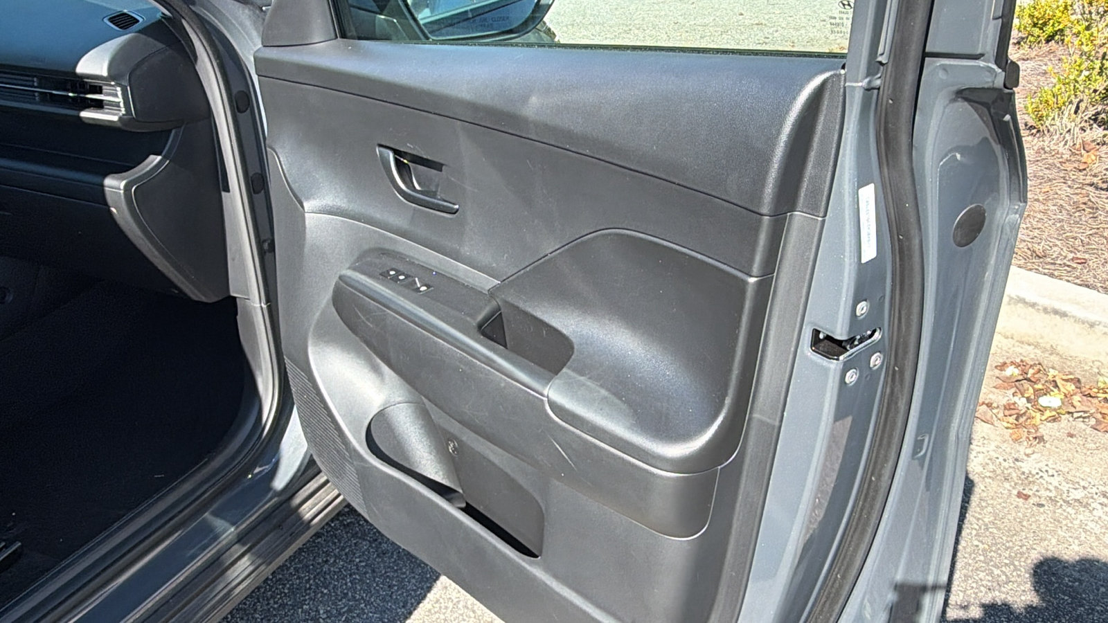 Used 2025 Hyundai Kona SEL AWD/4WD image 18