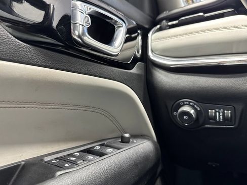 Used 2022 Jeep Compass Limited AWD/4WD image 9