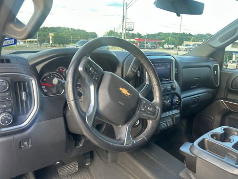 Used 2020 Chevrolet Silverado 1500 LT w/ Texas Edition AWD/4WD image 6