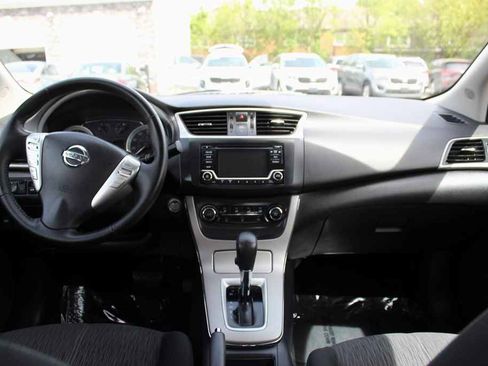 Used 2015 Nissan Sentra SV image 27