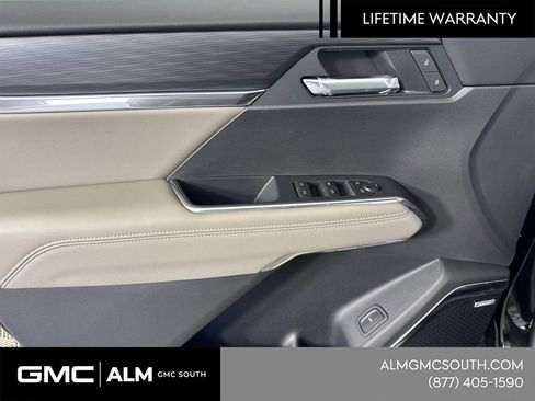 New 2026 GMC Acadia Elevation w/ Black Edition FWD image 12
