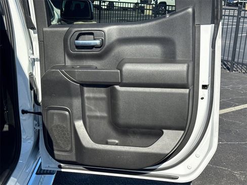 Used 2021 Chevrolet Silverado 1500 LT w/ Bed Protection Package image 17