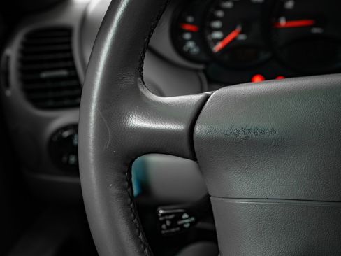 Used 2001 Porsche 911 Carrera image 30