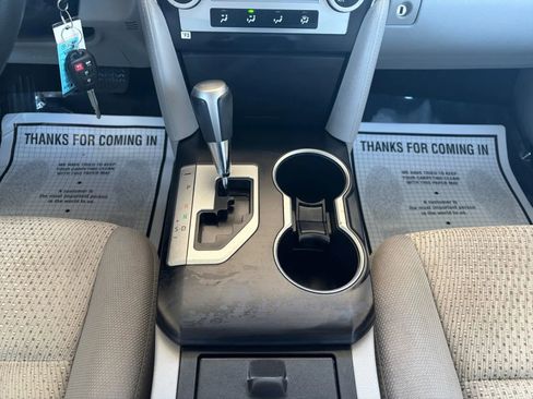 Used 2014 Toyota Camry LE FWD image 24