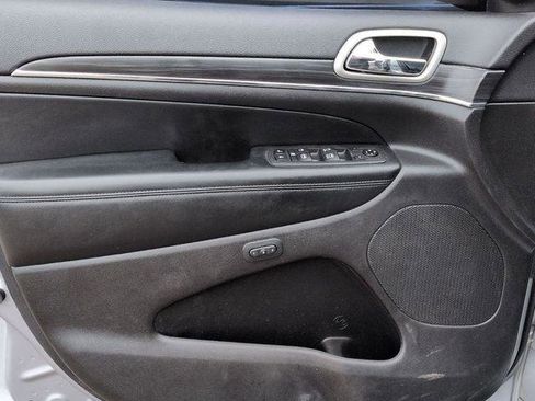 Certified 2020 Jeep Grand Cherokee Limited w/ Premium Lighting Group image 15