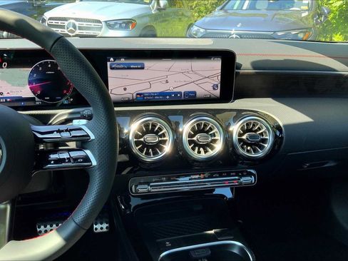 Used 2026 Mercedes-Benz CLA 250 4MATIC image 6