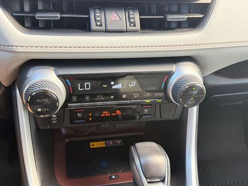 Used 2024 Toyota RAV4 Limited w/ Advanced Technology Package image 19