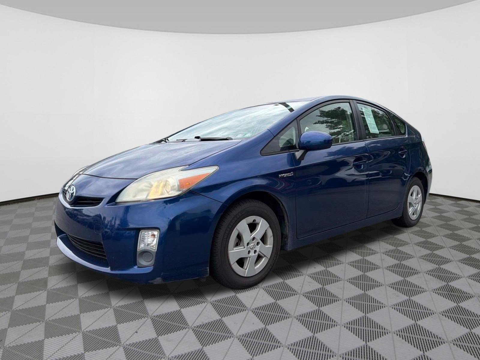 Used 2011 Toyota Prius Three FWD image 3