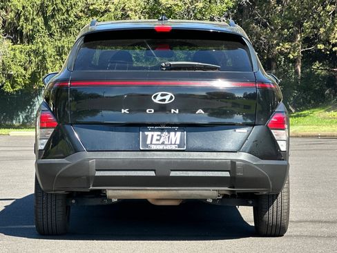 Used 2024 Hyundai Kona SEL AWD/4WD image 5