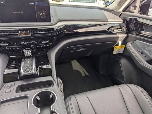 New 2026 Acura MDX SH-AWD image 28