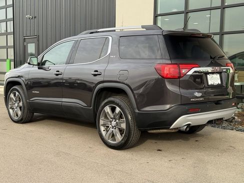 Used 2017 GMC Acadia SLT image 3